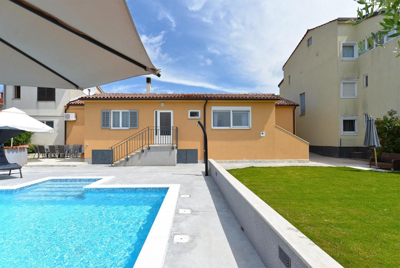 House Dragan 1231 Villa Pula Exteriör bild